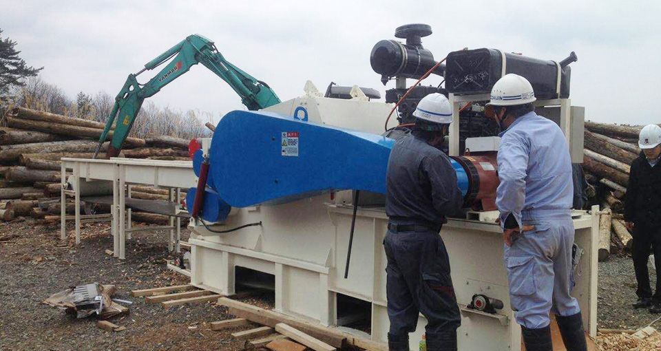 Mobile Wood Chipper in Japan