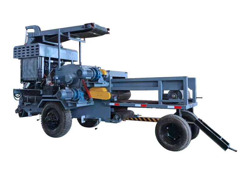 Mobile Wood Chipper